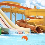 #189 Sea View Pool & Balcony شقة البوفيرا