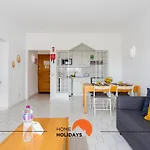 #189 Sea View Pool & Balcony Apartmán